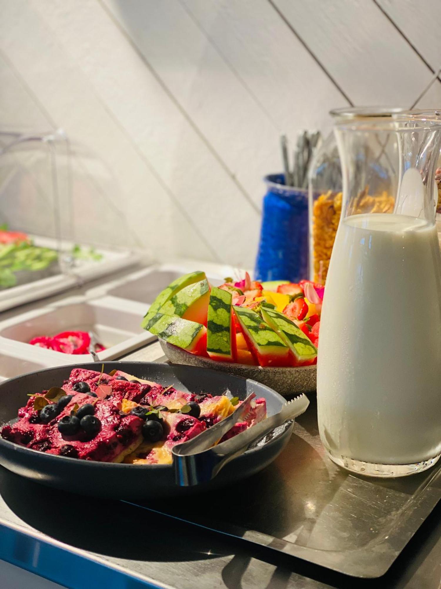 Hotel Paernu Jahtklubi Kuelalistemaja Esterno foto