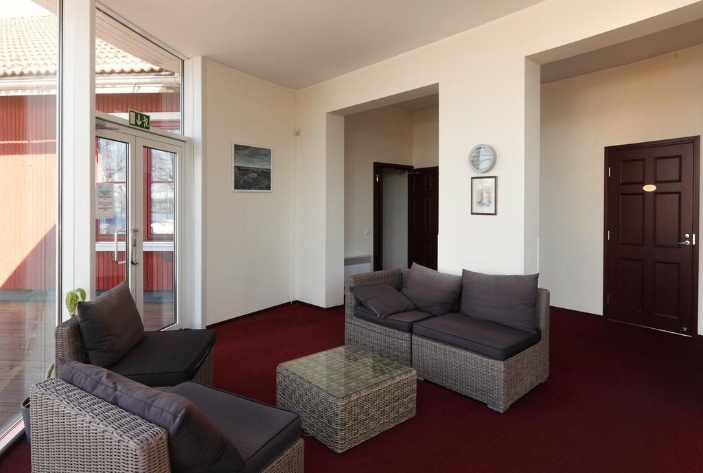 Hotel Paernu Jahtklubi Kuelalistemaja Esterno foto